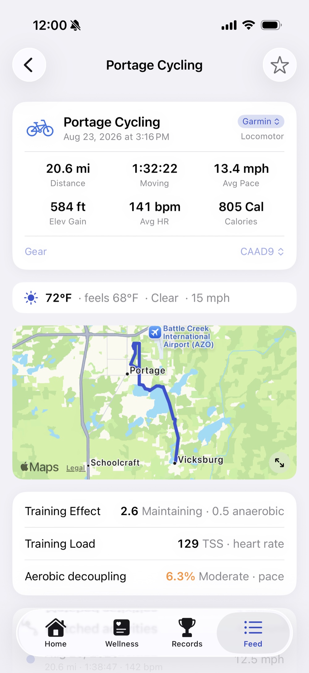 Activity detail with distance, pace, heart rate, the gear used, weather and the map